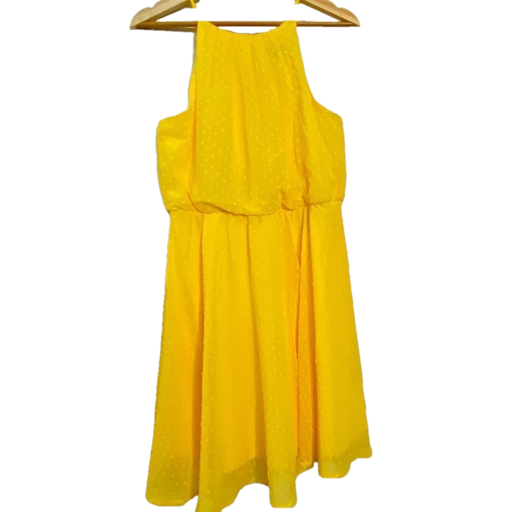 Suzy Shier yellow short summer  dress size M